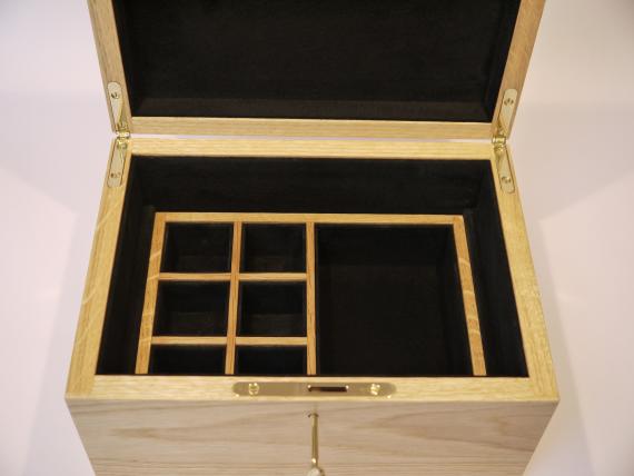 Picture of Oak Cufflink Box