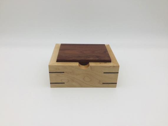 Picture of Quilted Maple and Indian Rosewood Trinket Box