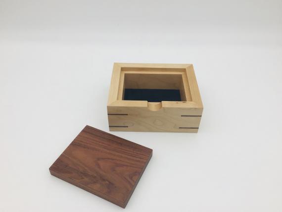 Picture of Quilted Maple and Indian Rosewood Trinket Box
