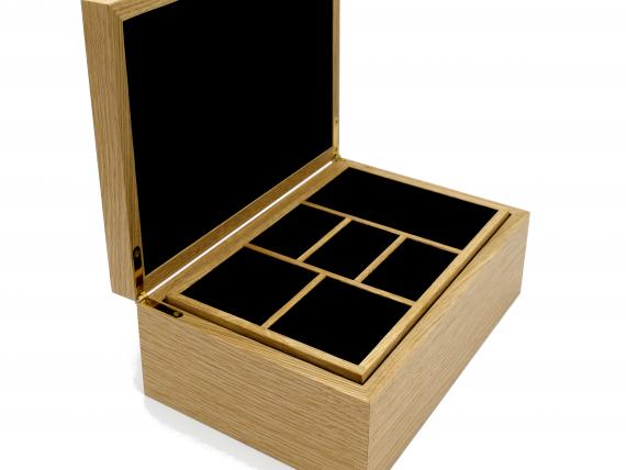 Picture of Oak Jewellery Box
