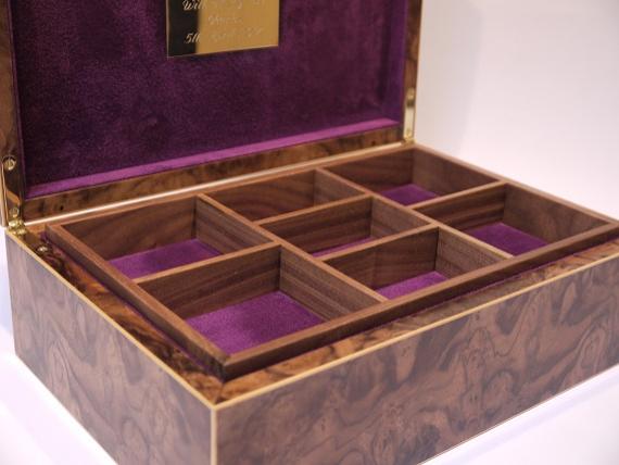 Picture of Black Walnut Burr Veneered Jewellery Box