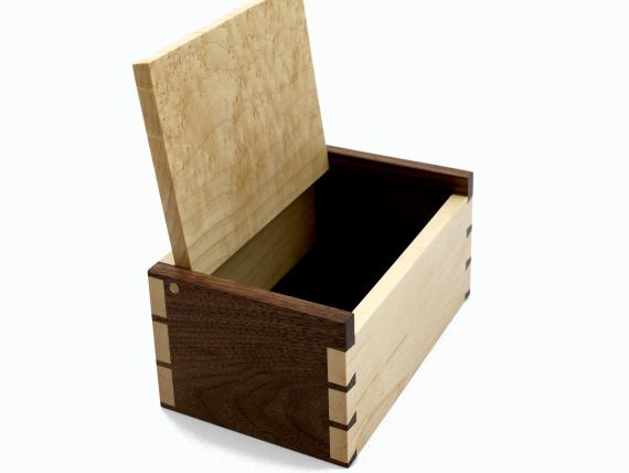 Picture of Maple and Black Walnut Keepsake Box 