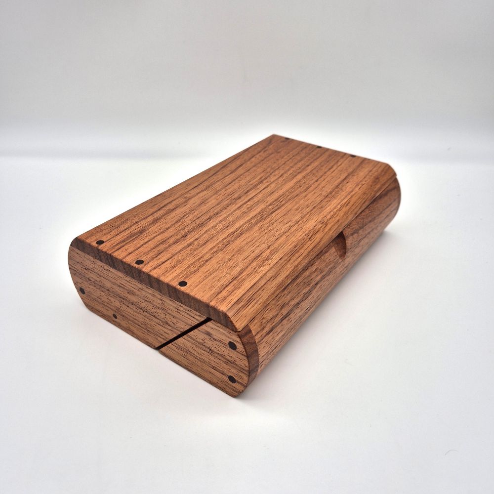 Curved desk box ebiara ian brodie