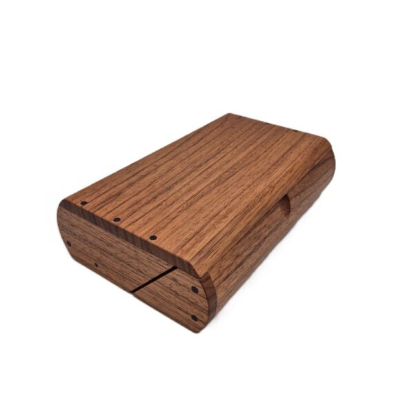 Curved desk box ebiara ian brodie 01
