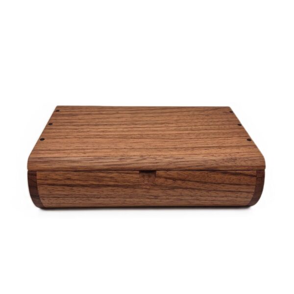 Curved desk box ebiara ian brodie 02