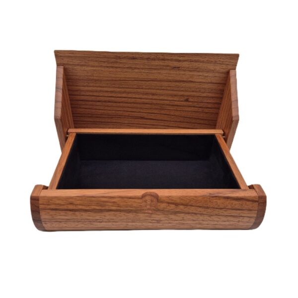 Curved desk box ebiara ian brodie 03
