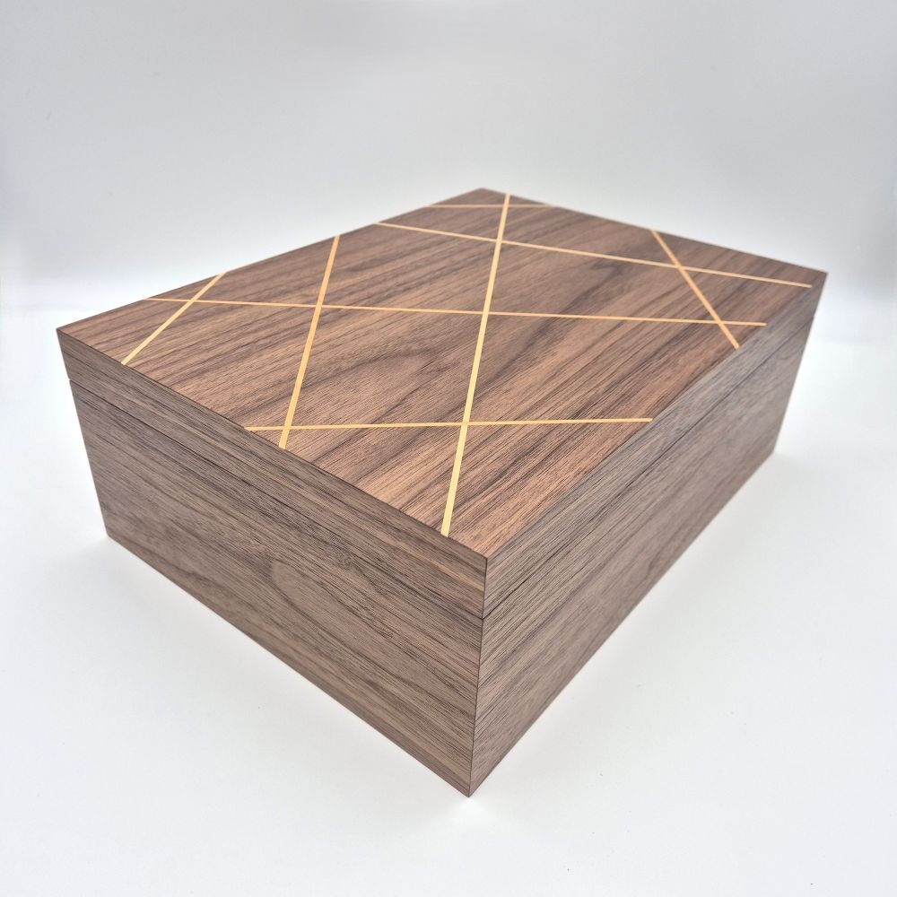 Document box random pattern lid ian brodie