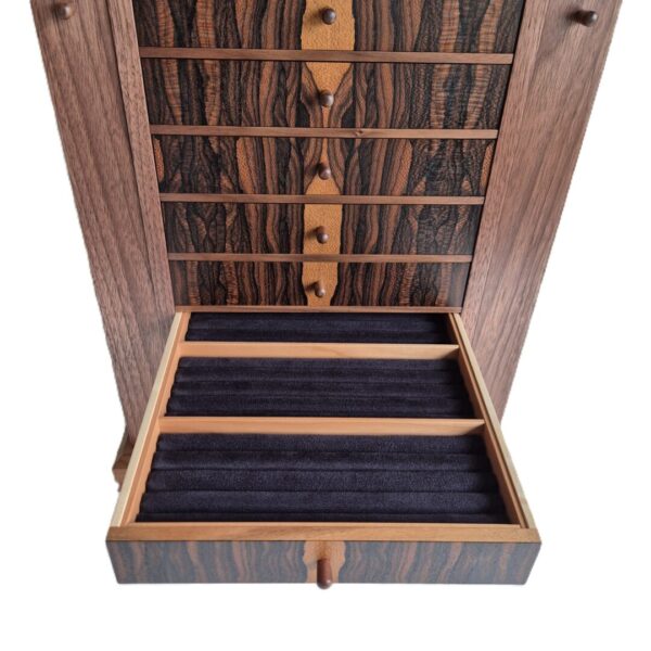 Jewellery case ian brodie 05
