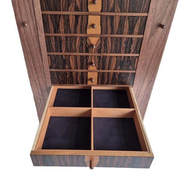 Jewellery case ian brodie 06