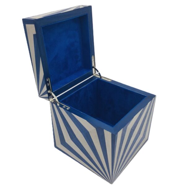 Magic box blue grey ian brodie 04
