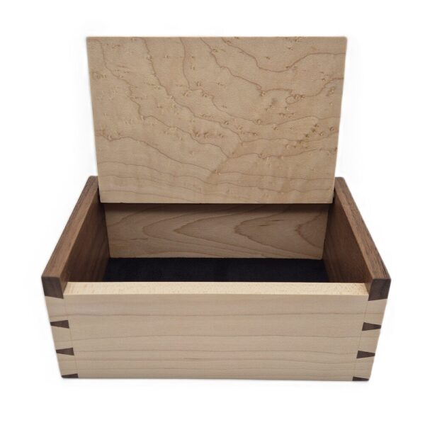 Maple and black walnut keepsake box ian brodie 03