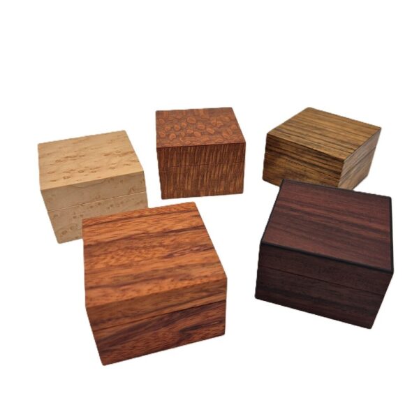 Small square trinket boxes ian brodie 01